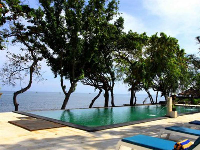 Puri Saron Baruna Hotel