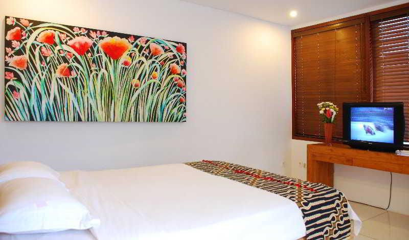 Djabu Seminyak Hotel 4*