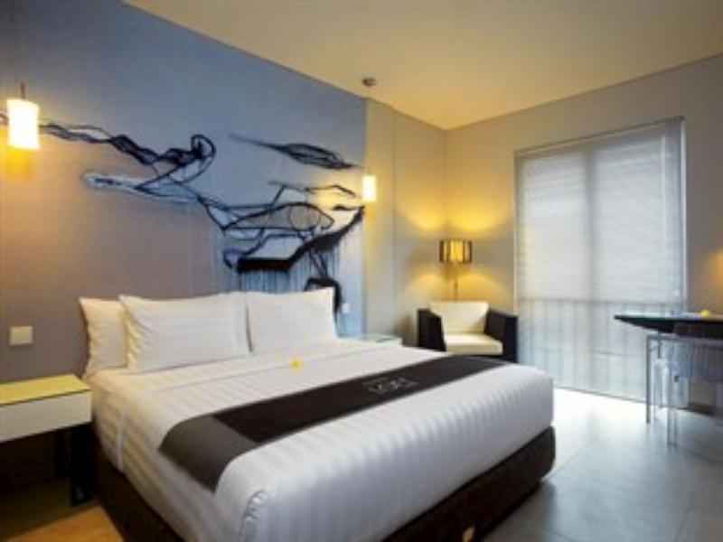 Loft Bali Hotel 2*