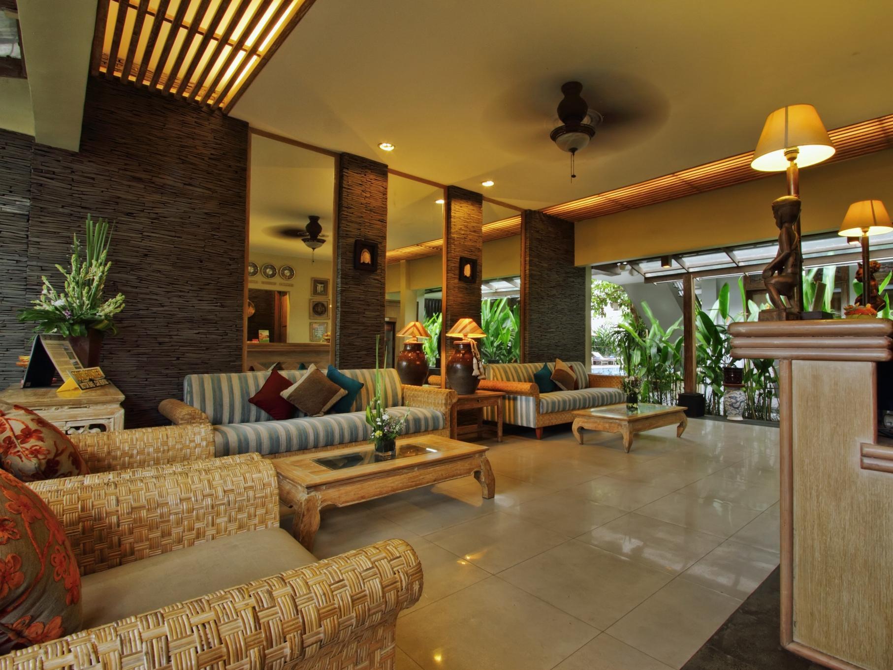 Sari Kuta 3*