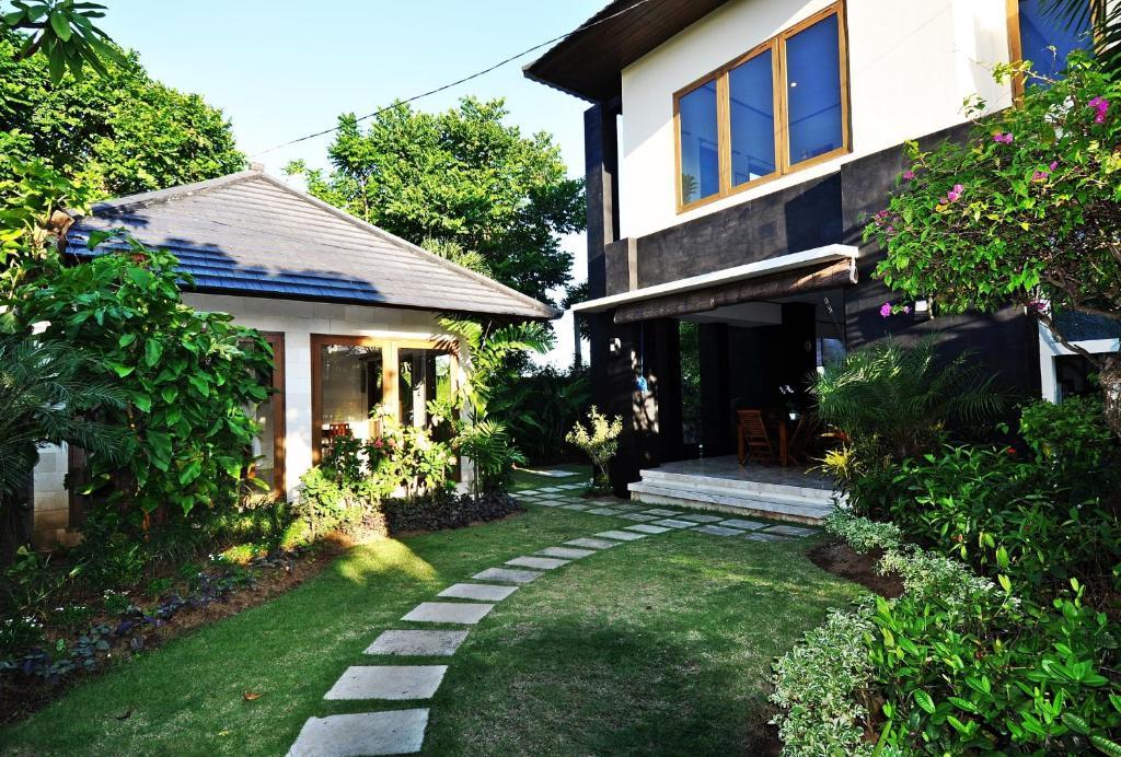 Salvatore 2* Ungasan (Bali)