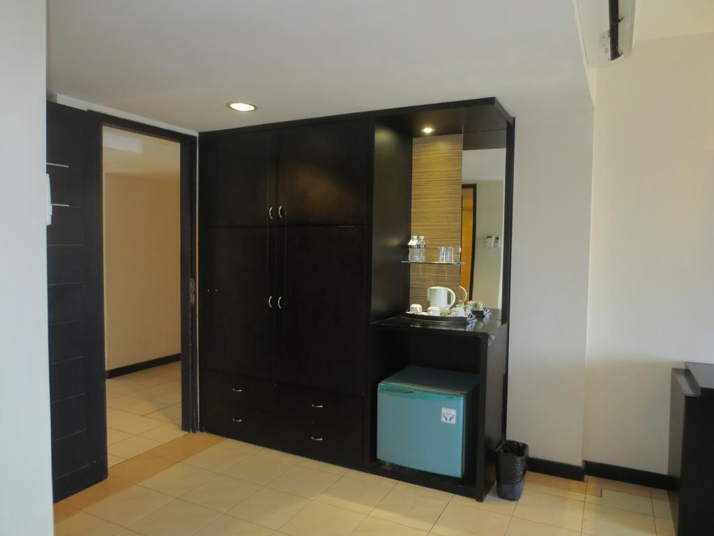 Losari & Kuta Bali Legian (Bali)