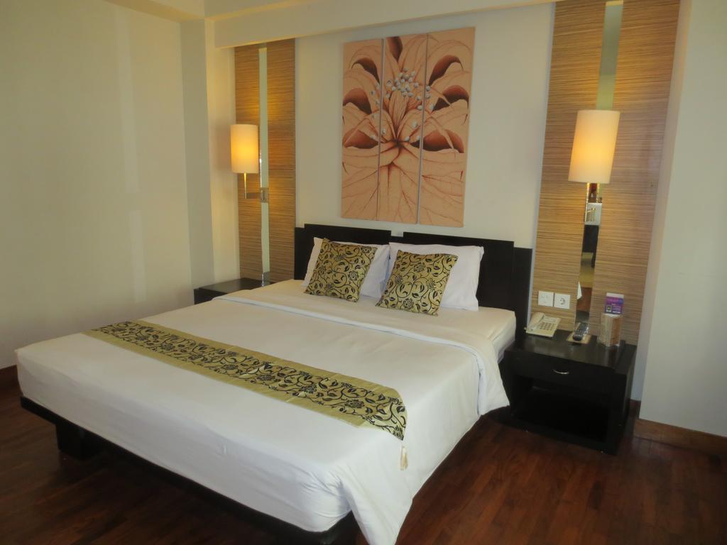 Losari & Kuta Bali Hotel 3*