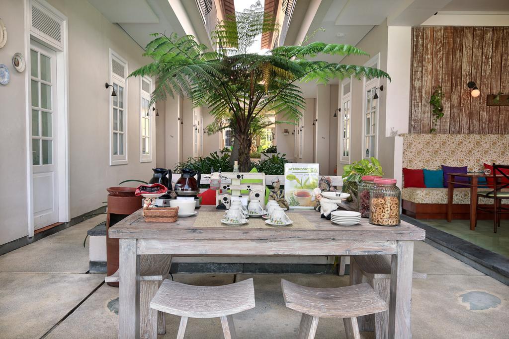 Maison At C Boutique & 4*