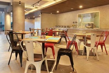 Ibis Bali Street 3*