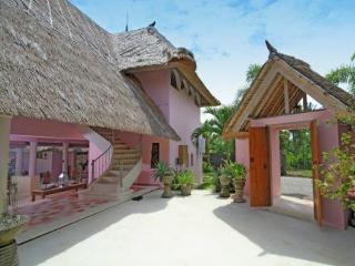 Hotel Hacienda Villas