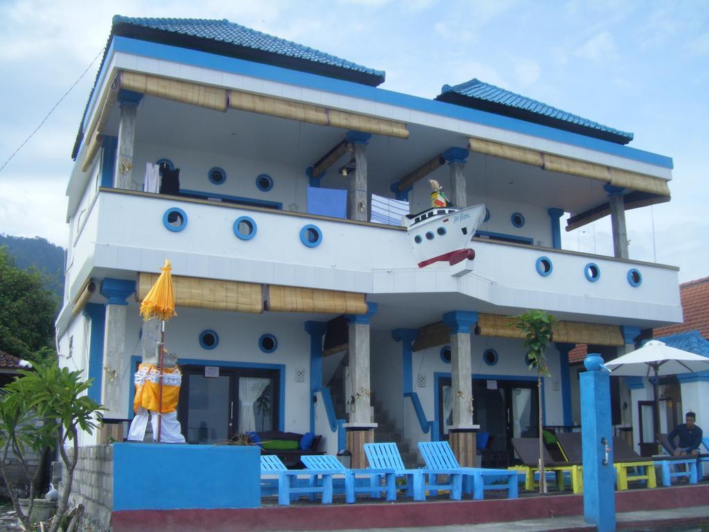 De Adema Amed (Bali)