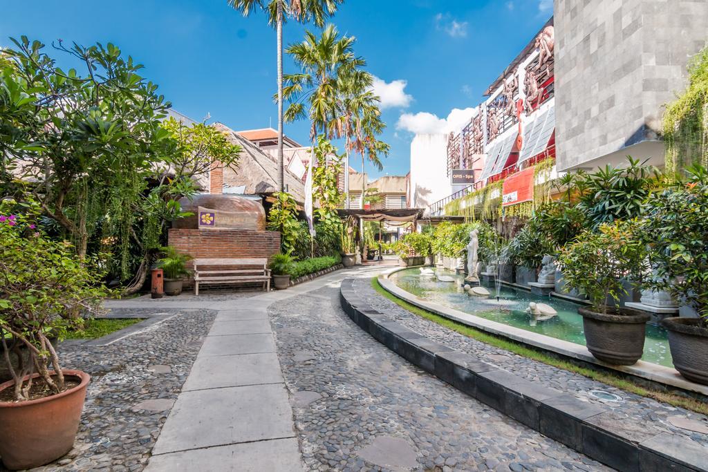 Hotel Kuta Park