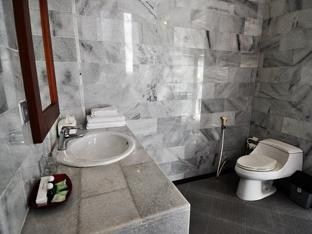 Salvatore Hotel 2*