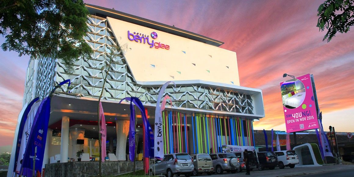 Berry Glee Thematic Hotel