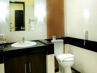 Nirmala & Convention Centre Hotel 2*