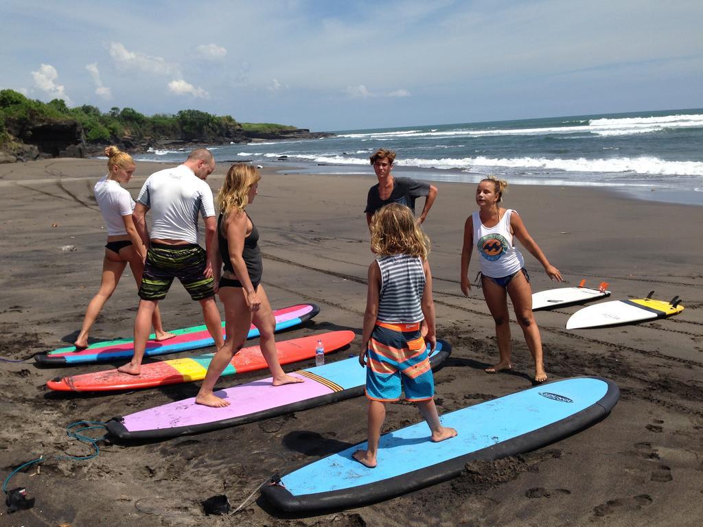 Guest house Matra Bali Surf Camp