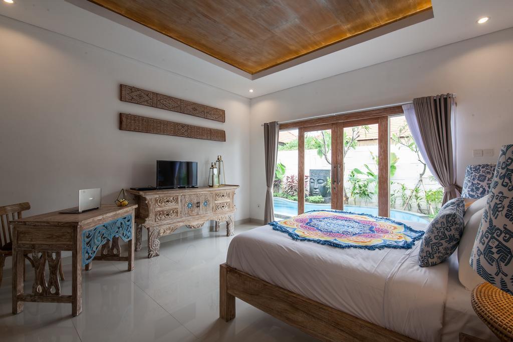 Villa Ambermoon