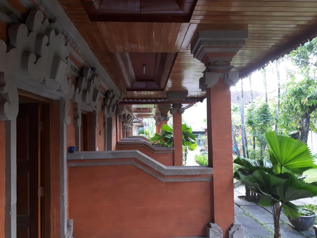 Puspa Ayu Kuta (Bali)