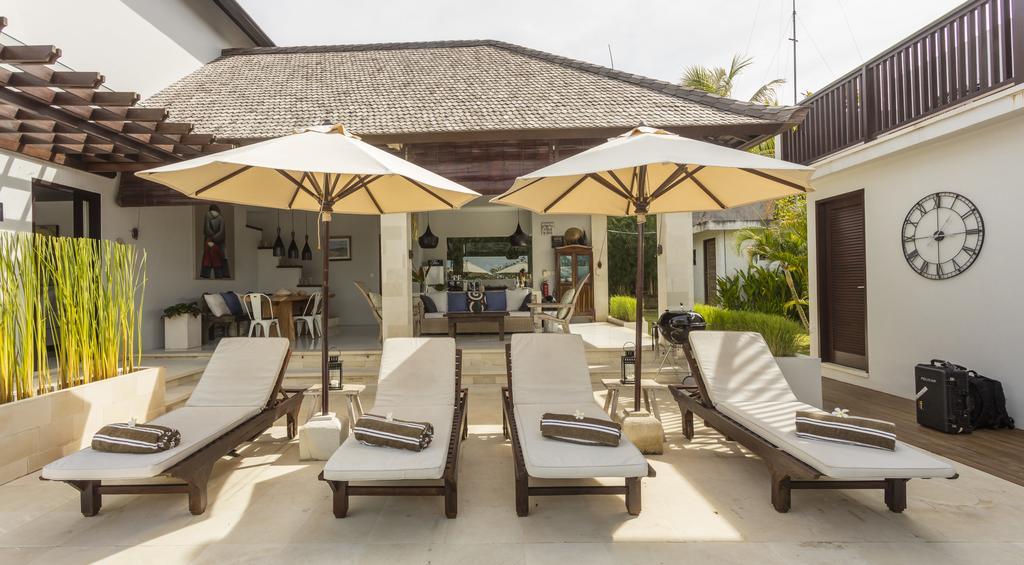 Lumi Villa *