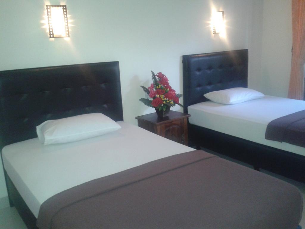 Waringin Homestay 3* Kuta (Bali)