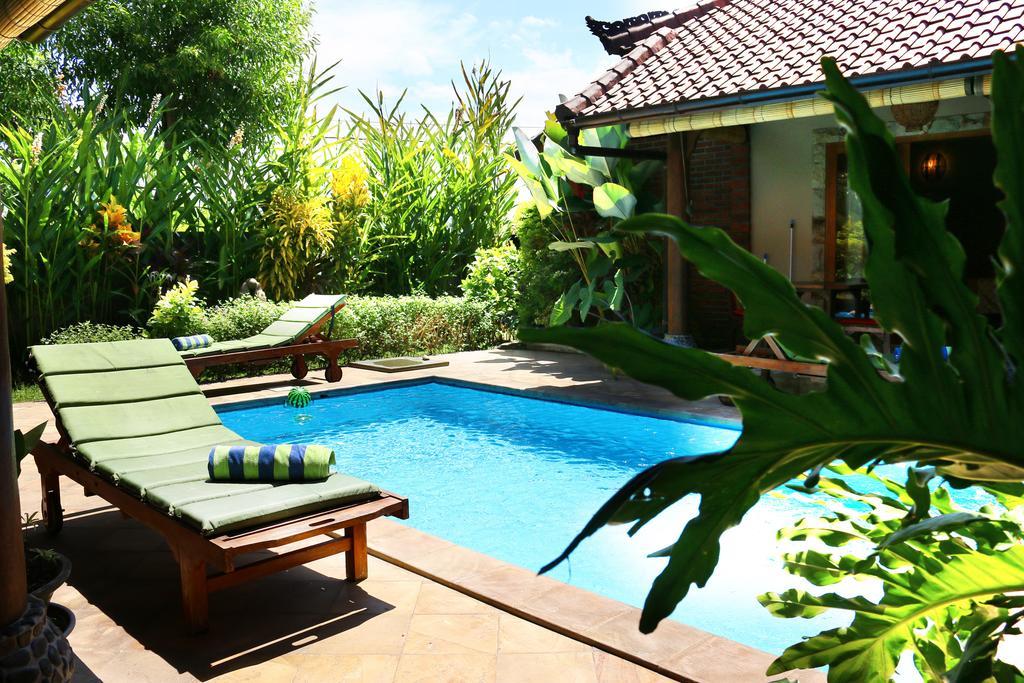 Lovina Beachhouse Villas Villa