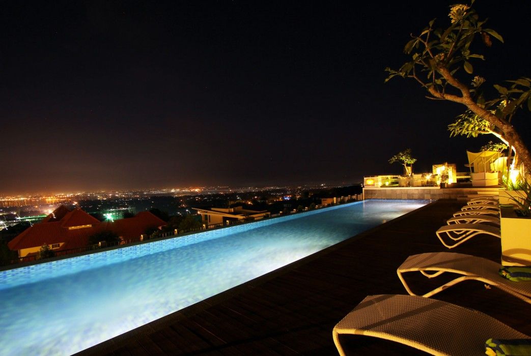 Maxonehotels At Bukit Hotel 3*