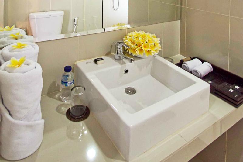 Hotel Parkside Denbukit & Jimbaran (Bali)