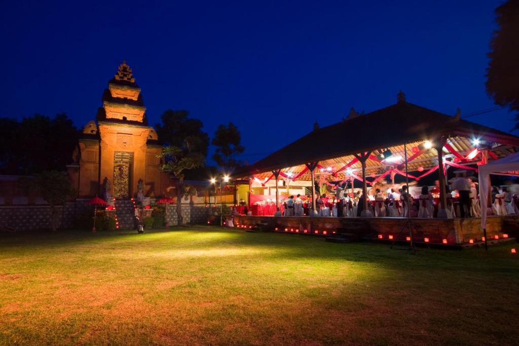 Tirta Ayu And Restaurant Karangasem (Bali)