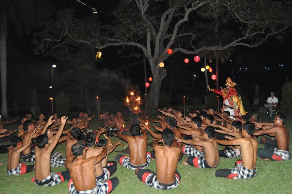Tirta Ayu And Restaurant Guest house Karangasem (Bali)