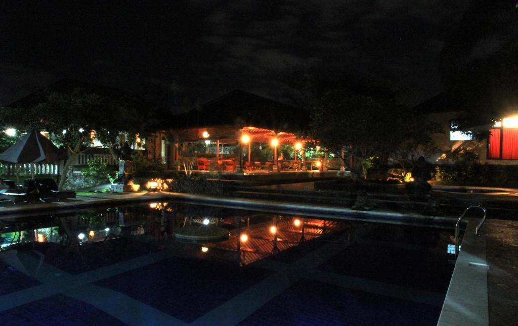 Puri Rasa Villas And 4*