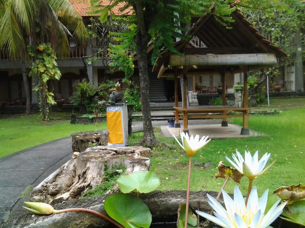 Seaside Resor 3*