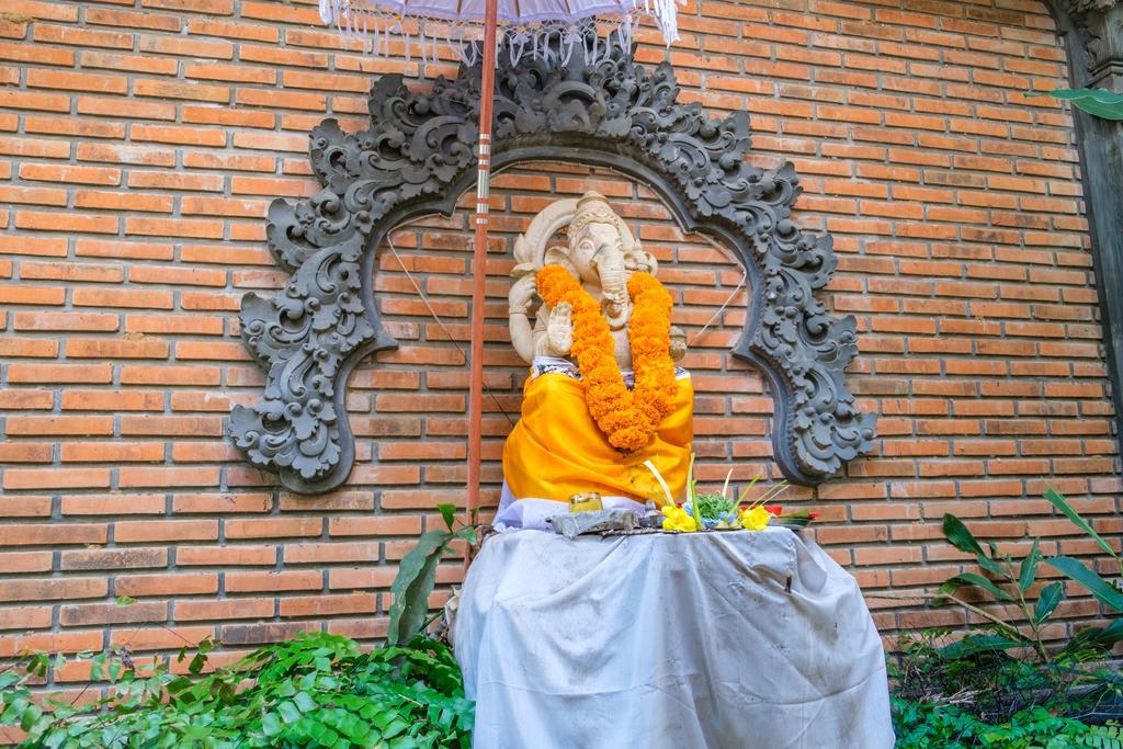 Omunity Bali 2* Singaraja (Bali)