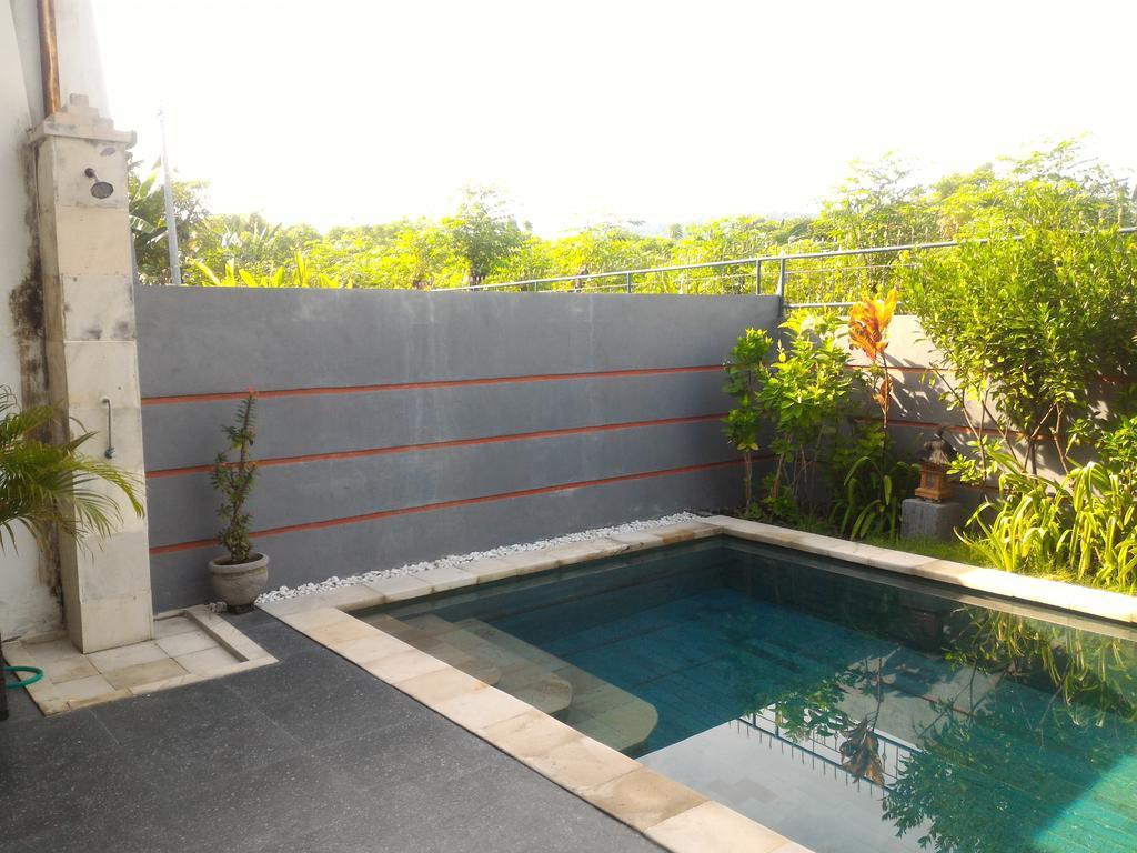 Dencarik * Banjar (Bali)