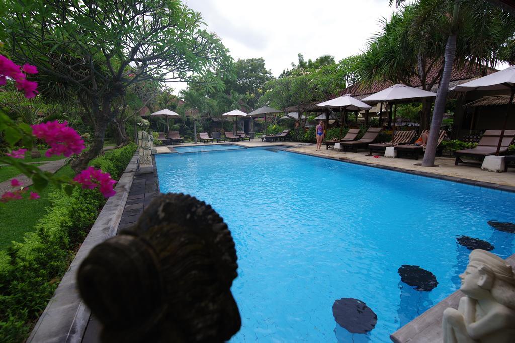Tirta Sari 3* Pemuteran (Bali)