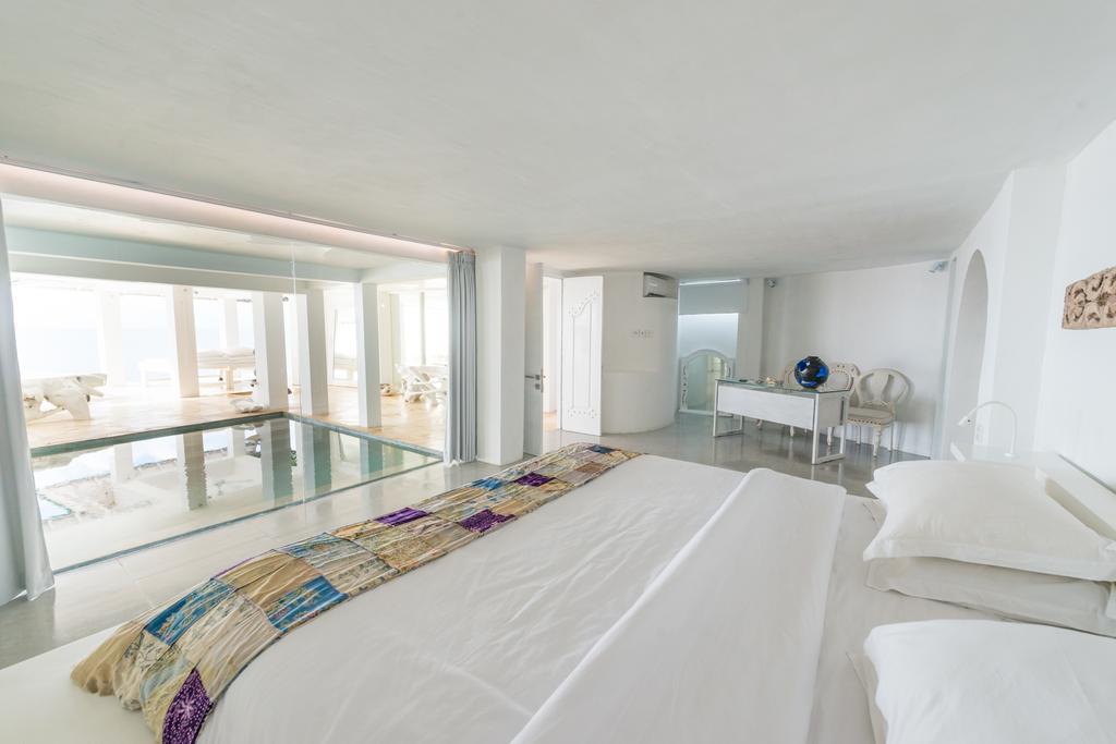 Villa Morabito Art Cliff Uluwatu (Bali)