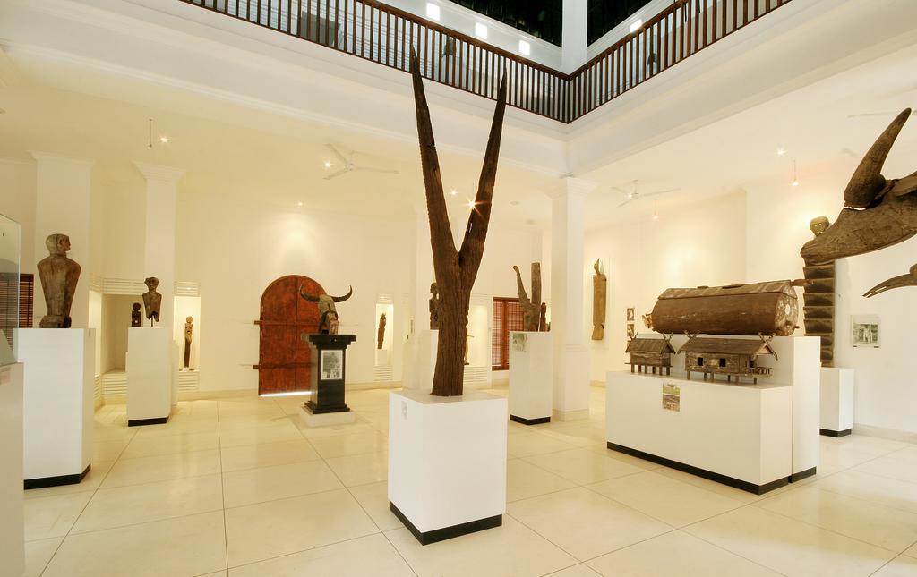 Alam Puri Art Museum & Resor Denpasar (Bali)