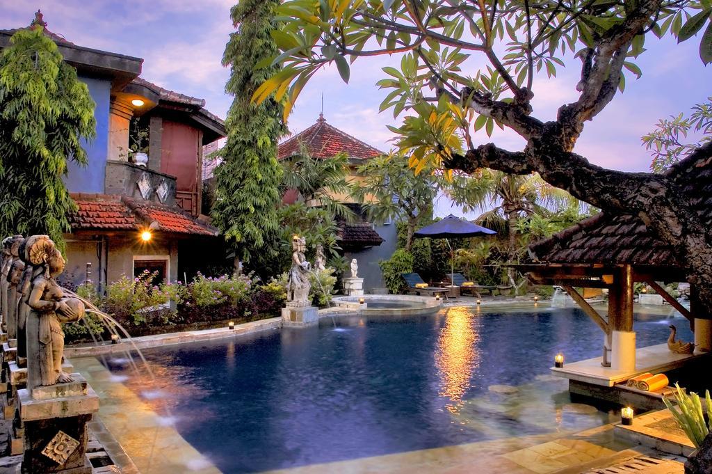 Villa Putu Bali & *