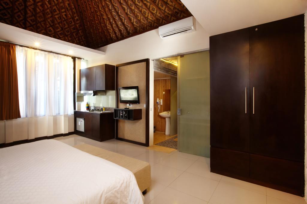 Putu Bali &