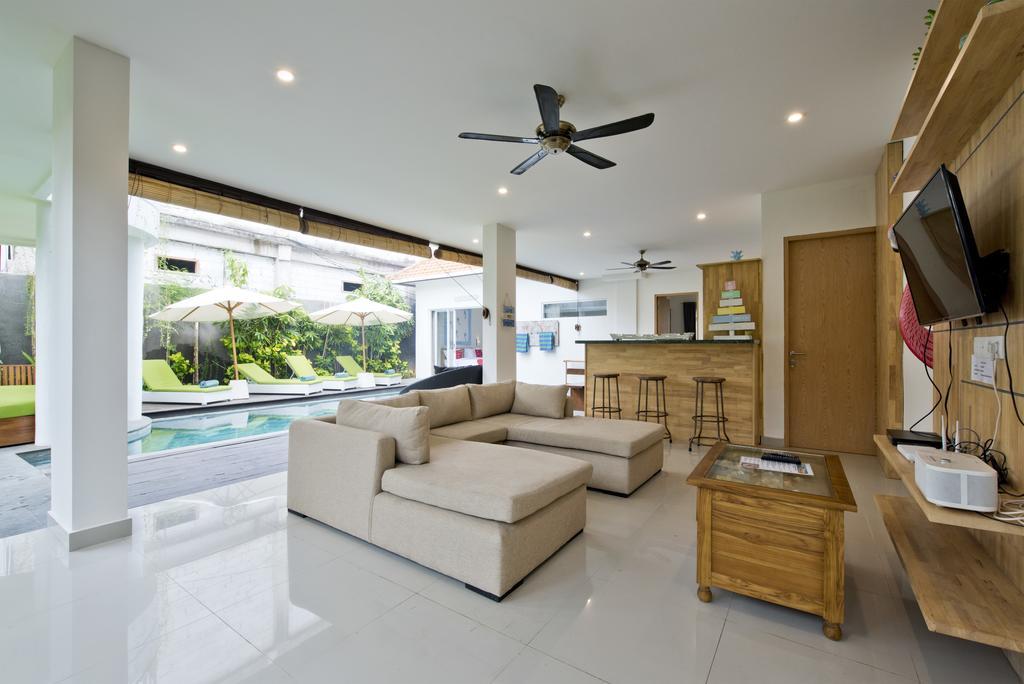 Villa Del Mar Beach Villas *