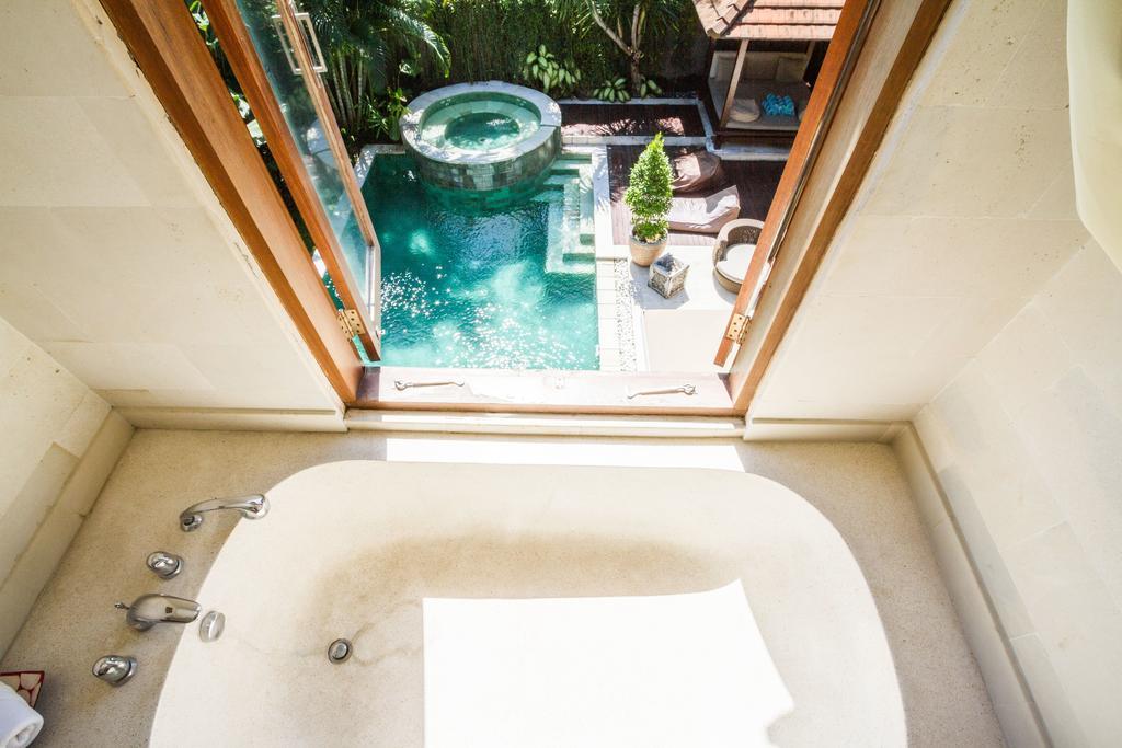 Martine - Fantastic 5br - Perfect Location In *