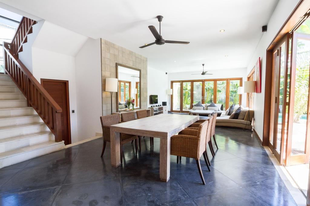 Martine - Fantastic 5br - Perfect Location In Seminyak (Bali)