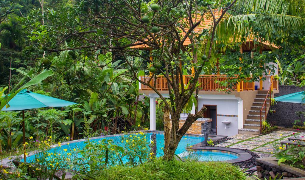 Guest house Khrisna Hs And 2*