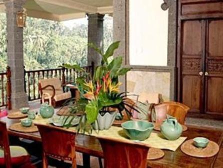 Awang Awang Villa