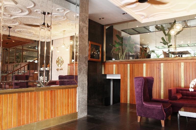 L Seminyak (Bali)