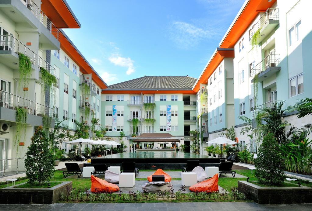 Harris & Residences Riverview Kuta, Bali 4* Kuta (Bali)