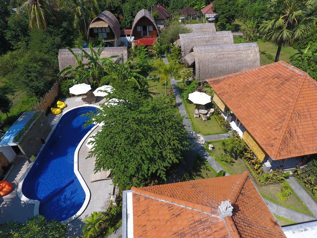 Aura & Bali Holiday park 4*