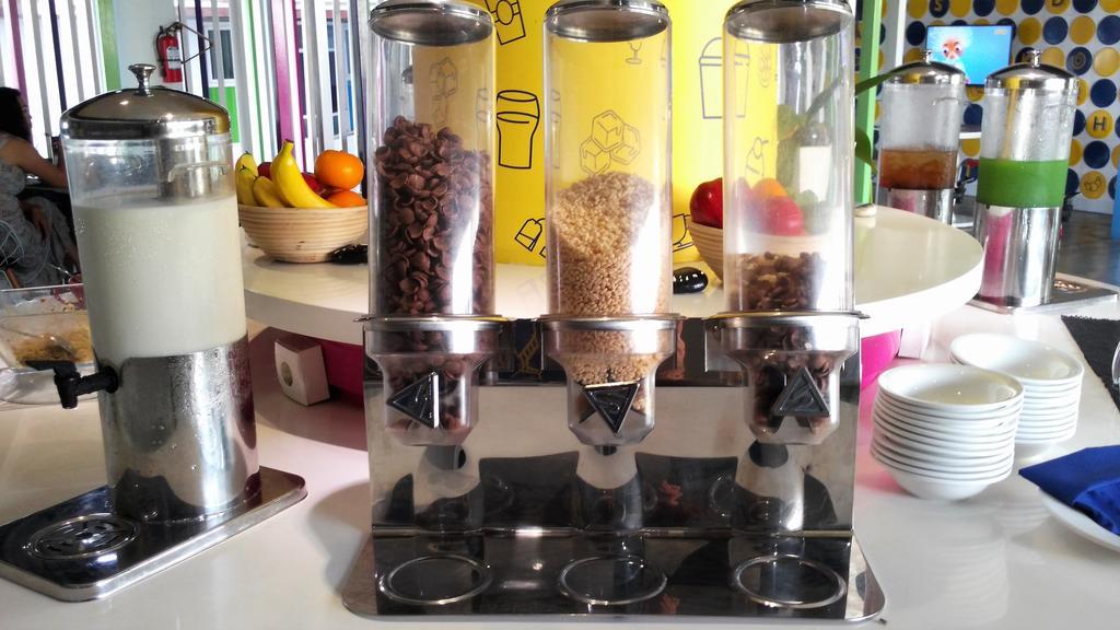 Berry Glee Thematic Hotel Kuta (Bali)