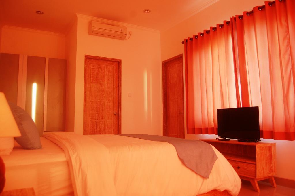 Wooden Paradise Bed & Breakfast