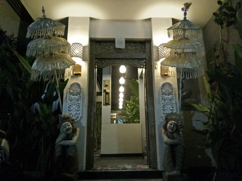 Sutya Kuta (Bali)