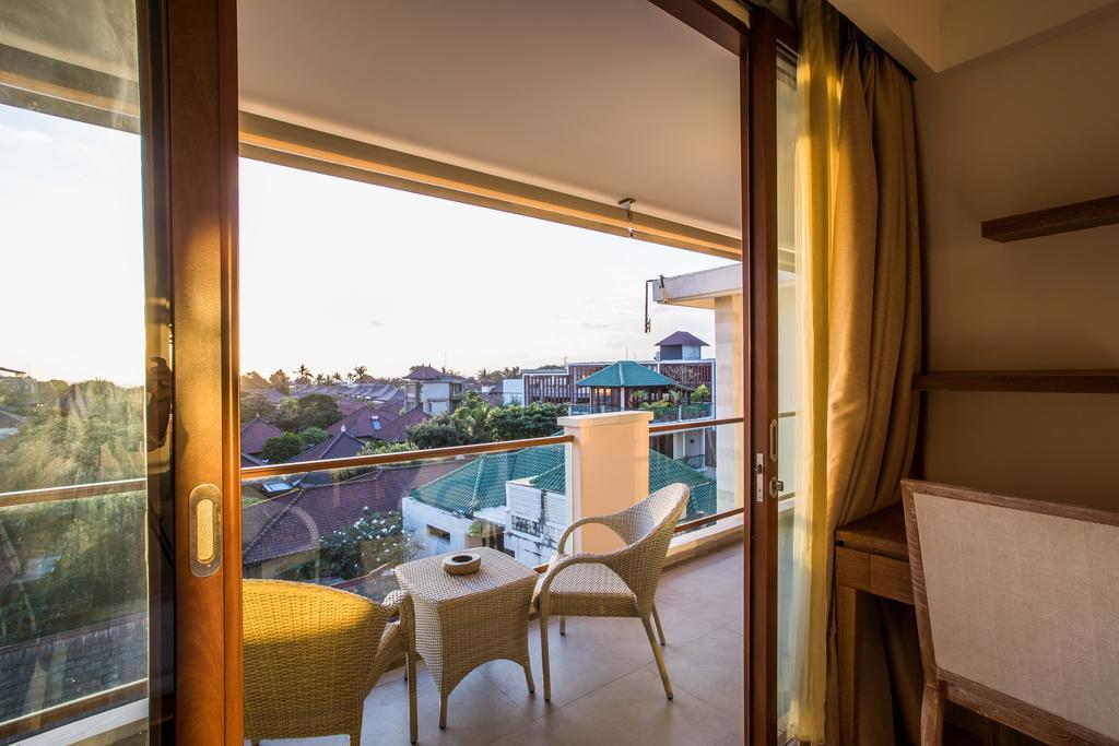 Aparthotel Kuta Reef 3*
