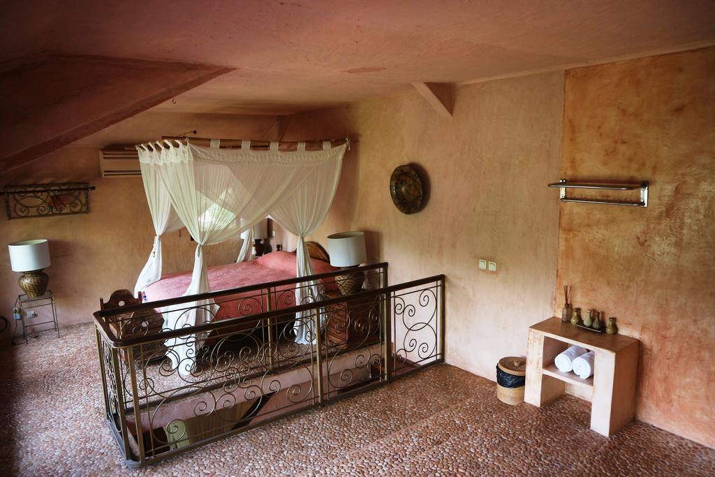 Resort La Taverna 3*