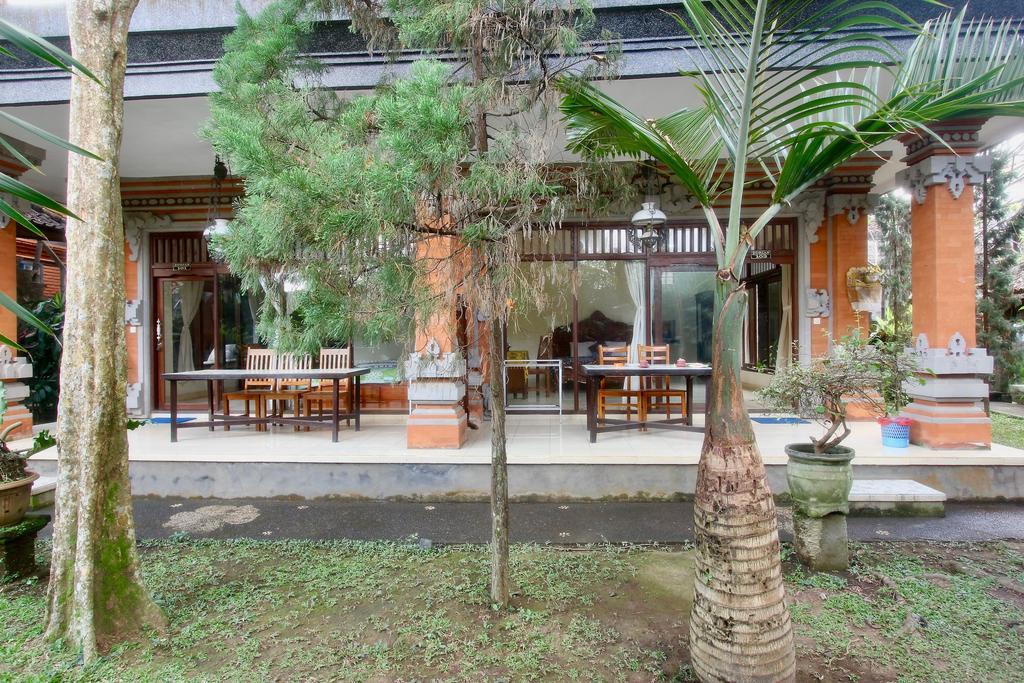 Rahayu House Guest house 2*