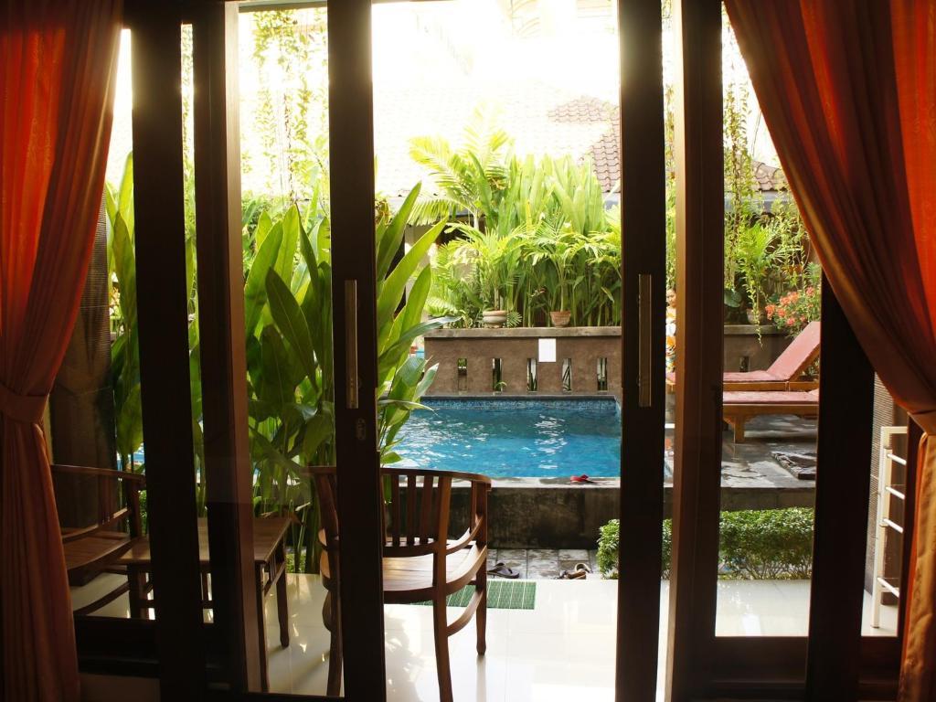 Waringin Homestay Guest house 3*