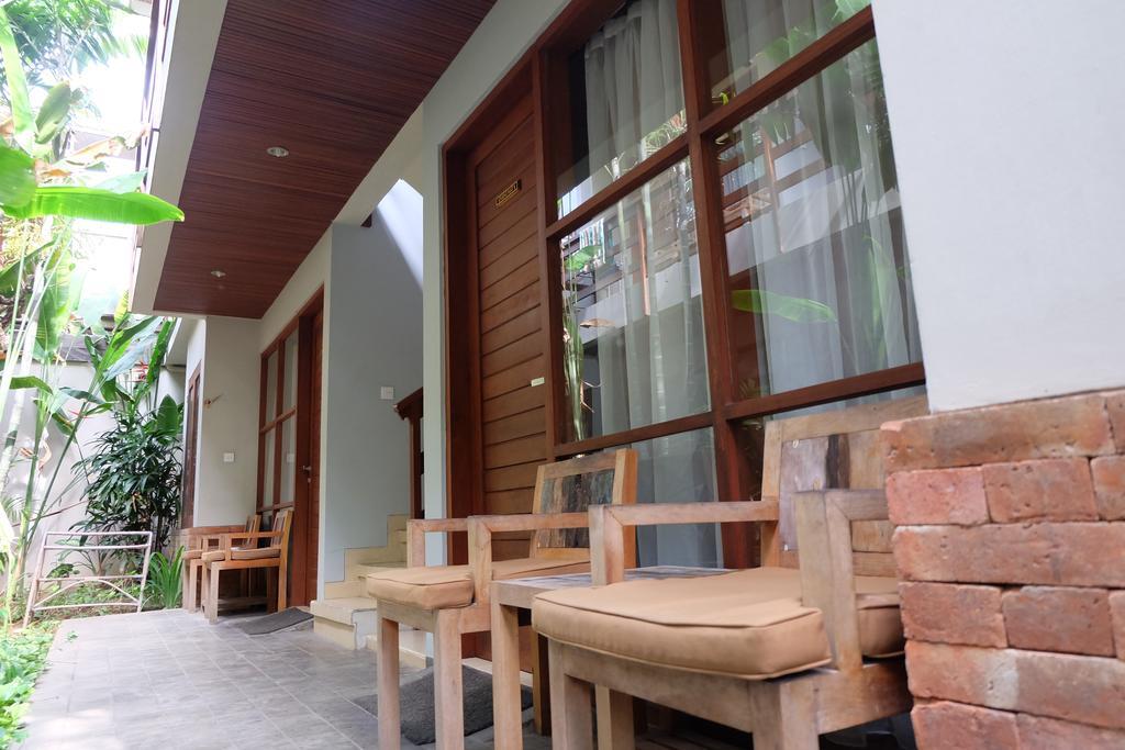 Semarandana Bedrooms&pool Wisma tamu 2*